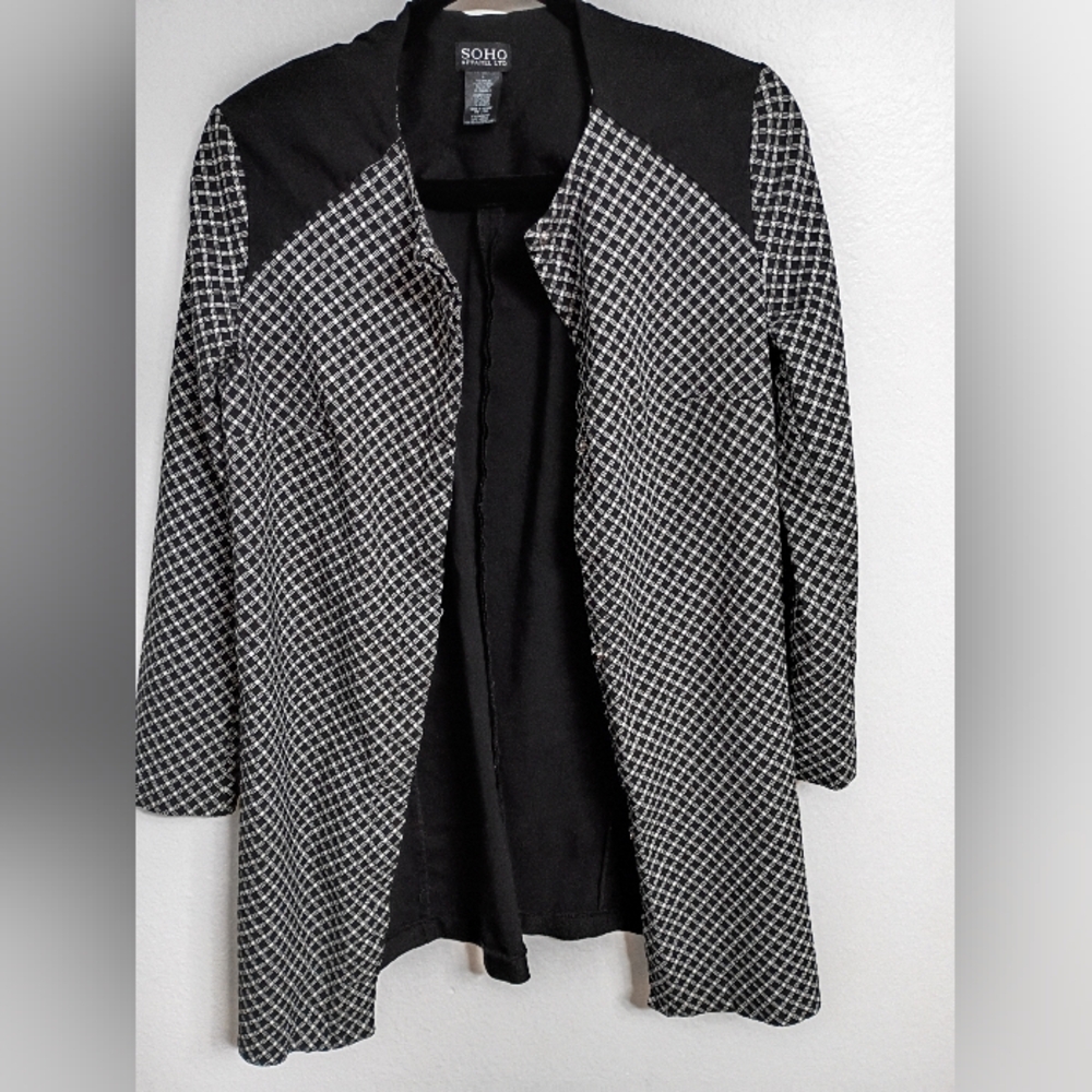 Soho Apparel Monochrome Checkered Blazer